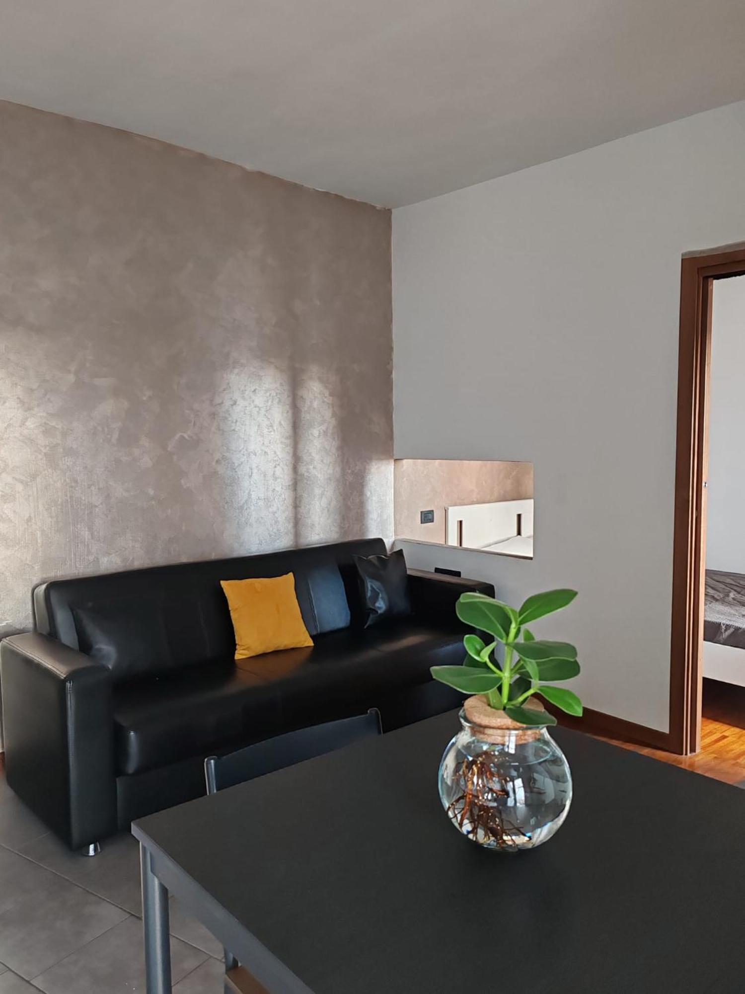 Terrazzo Di Bicocca Apartment M5 Niguarda M3 Zara Centrale & Garibaldi Station Milano Eksteriør billede